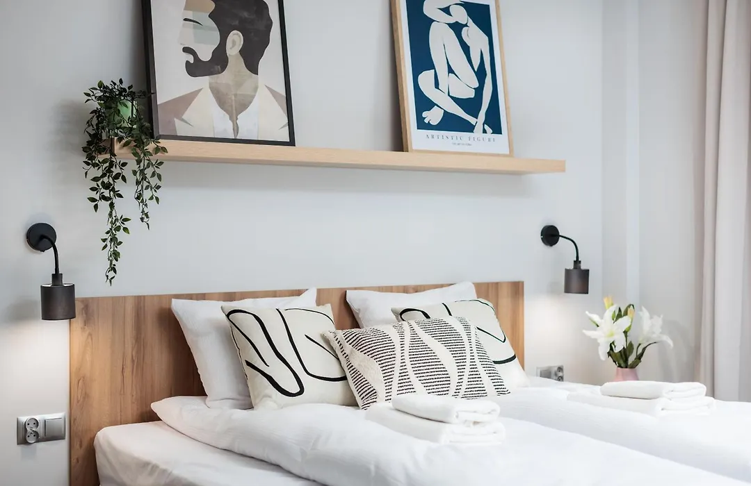 Monika Apartments By Upstairs-1